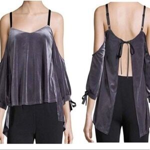 Romeo and Juliet Couture velvet & ribbon cold shoulder blouse size Medium